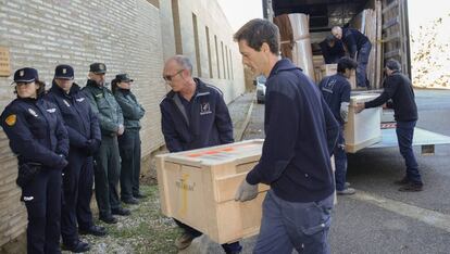 Traslado de las obras de Sijena el pasado d&iacute;a 11. Javier Mart&iacute;n