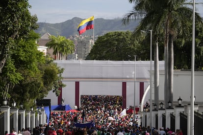 Simpatizantes del chavismo fueron convocados desde las 3 de la tarde de este sábado (hora local) a acudir a las calles en apoyo a Nicolás Maduro. 