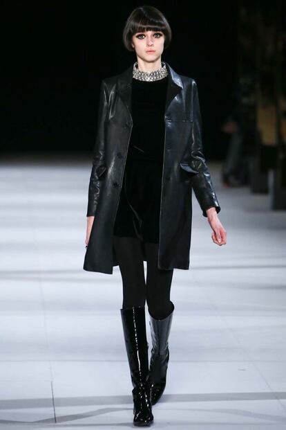 Saint Laurent resucita a Edie Sedgwick en la pasarela