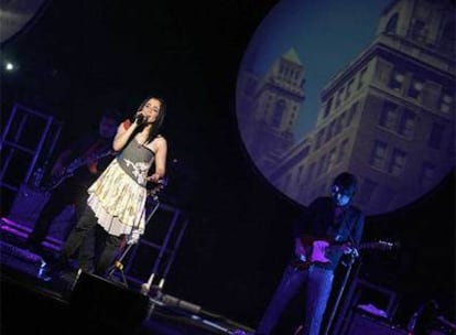 Julieta Venegas, durante su actuación en los Veranos de la Villa.