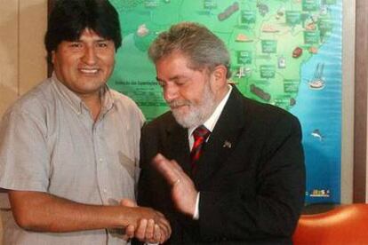 Evo Morales (izquierda) y Lula, en el palacio presidencial de Planalto, en Brasilia.