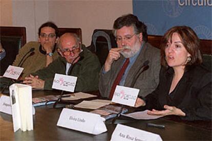 Pedro Guerra, Enrique Miret, Joaquín Estefanía y Elvira Lindo.