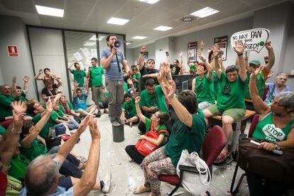 Les mobilitzacions de la Plataforma d’Afectats per la Hipoteca (PAH) van fer els seus primers passos als locals de la FAVB.