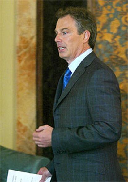 Tony Blair, ayer, durante su comparecencia sobre Irlanda del Norte.
