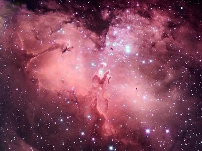 Astrofotografía de cielo profundo, en este caso, de la nebulosa del Águila.