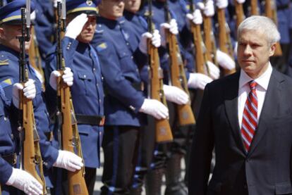 El presidente Boris Tadic en su visita de ayer a Sarajevo.