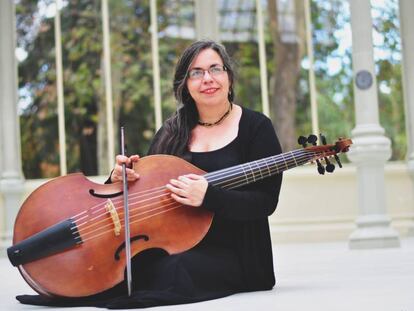La violagambista y violonchelista Calia Álvarez.