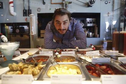 Jordi Roca, en Rocambolesc, su gelateria en Madrid.