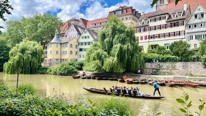 Un paseo en barca por el río Neckar, en Tubinga (Alemania).