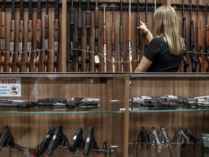 Una tienda de venta de armas en Sao Paulo.
