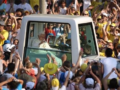 El papa Benedicto XVI en Valencia durante el V Encuentro Mundial de las Familias en 2006.