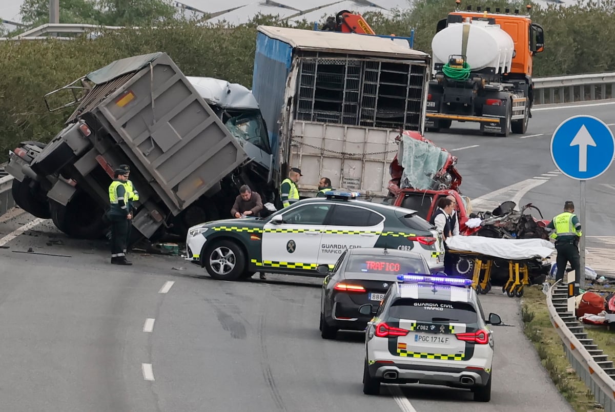 73.500 personas han perdido la vida en los últimos 25 años en las carreteras españolas, según un estudio de Stop Accidentes