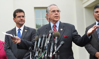 El presidente del &#039;caucus&#039; de legisladores hispanos tras su entrevista con el presidente de EE UU, Barack Obama.