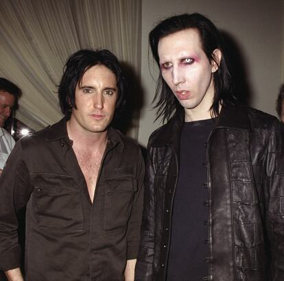 El cantante con el también músico Trent Reznor, líder de Nine Inch Nails, en mayo de 2000. 