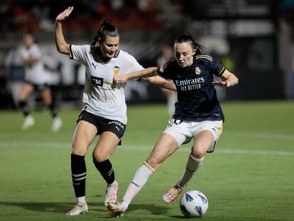 Partido de la Liga F entre el Valencia y el Real Madrid.