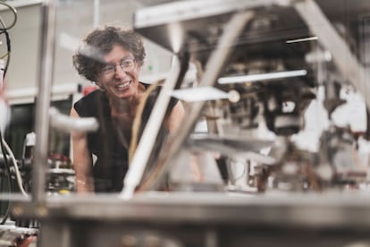 Marine Cotte at the European Synchrotron Radiation Laboratory (ESRF).