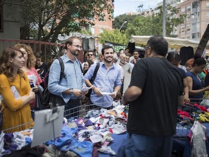 Alberto Garzón y Joan Herrera a un acto en L'Hospitalet.