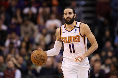 Ricky Rubio, en un partido entre los Suns y los Spurs.