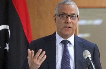 El primer ministro libio Ali Zidan durante una rueda de prensa en Trípoli.