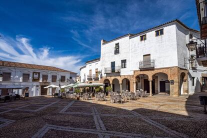 Terrazas en la plaza Chica de Zafra (Badajoz).