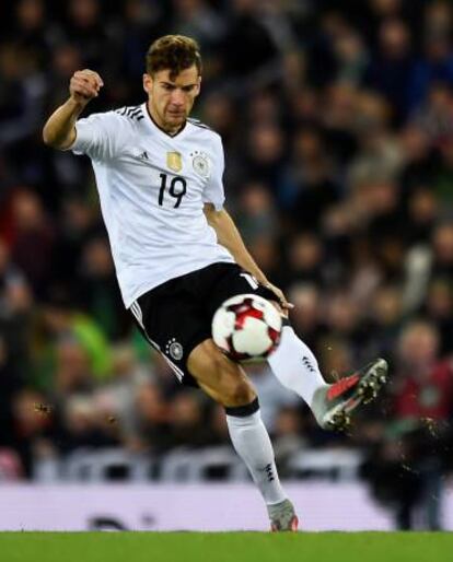 Leon Goretzka durante el Irlanda del Norte-Alemania.
