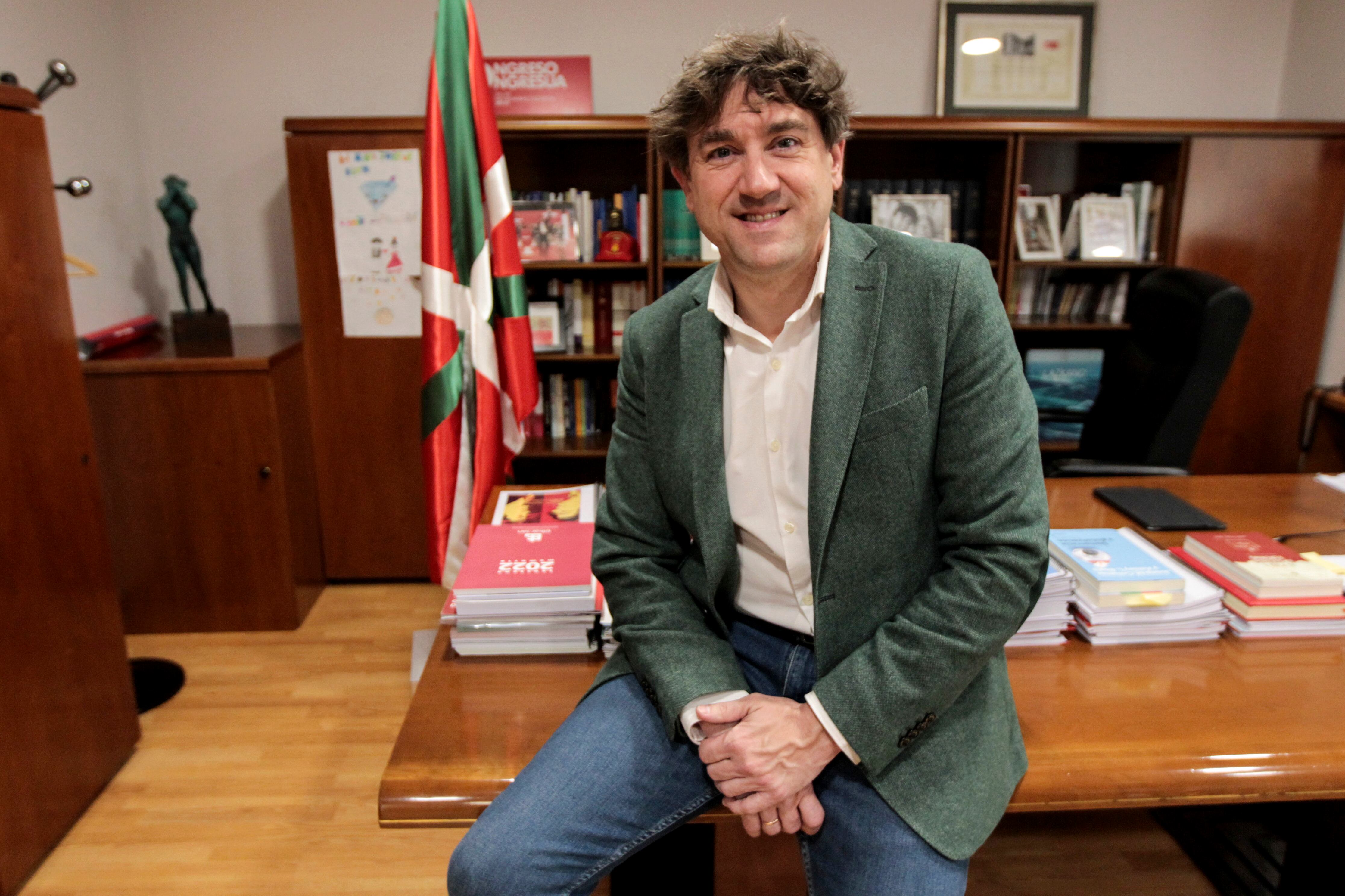 Eneko Andueza, secretario general de los socialistas vascos.