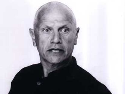Fotografía de Steven Berkoff cedida por su <i>web</i> www.stevenberkoff.com.
