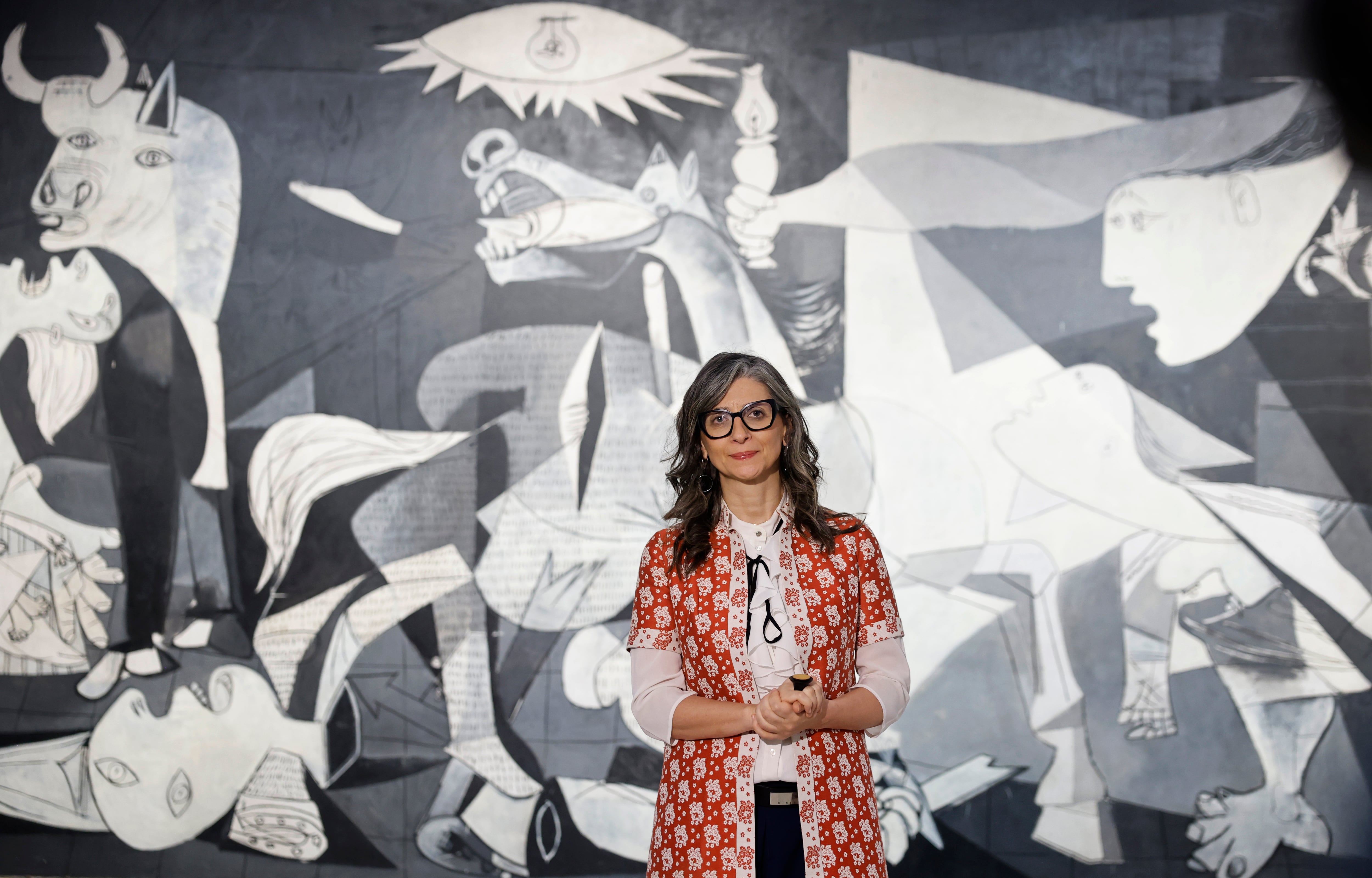 Albanese, en su visita al Museo Reina Sofía de Madrid, este miércoles.
