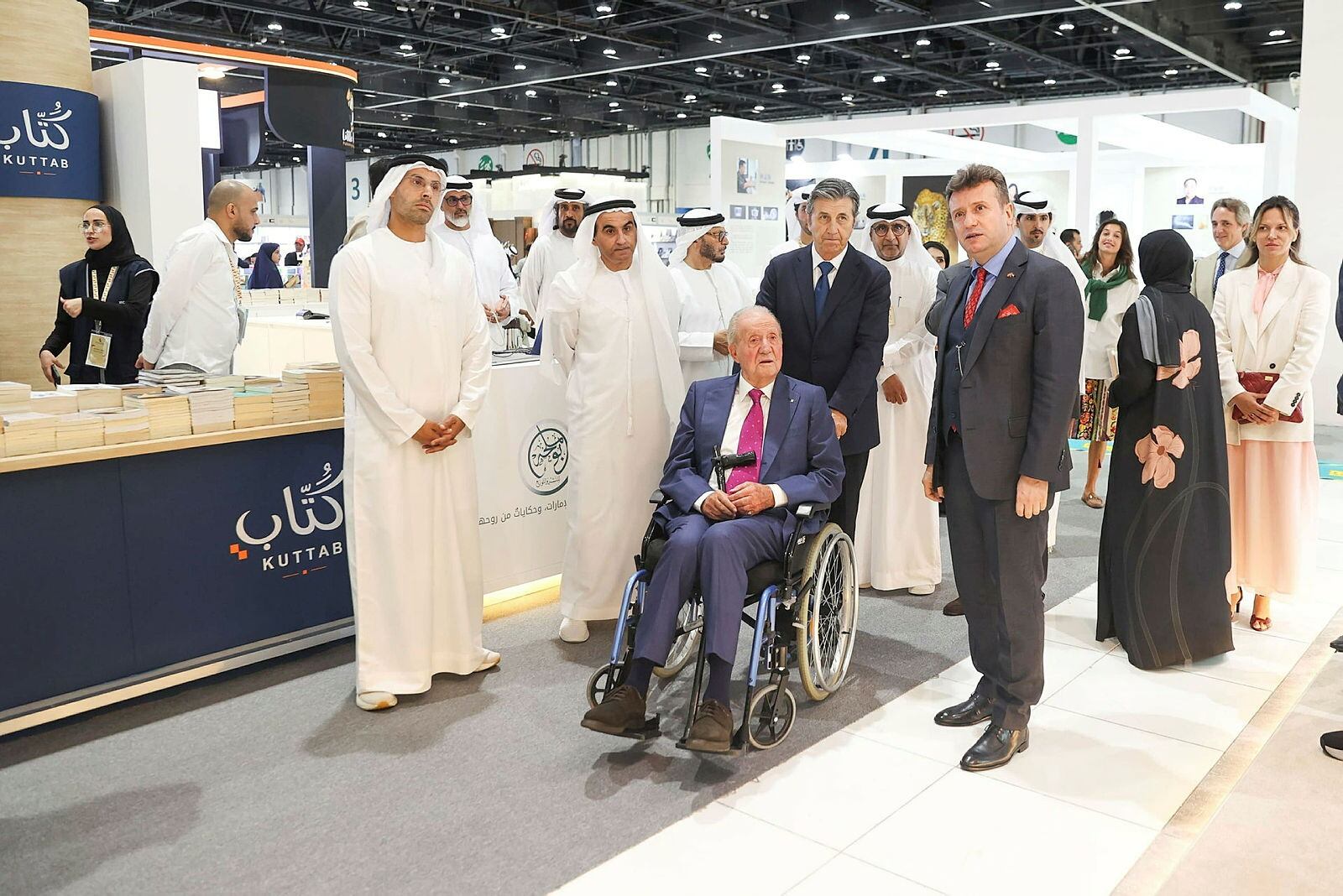 Juan Carlos I en la Feria Internacional del Libro de Abu Dabi.
