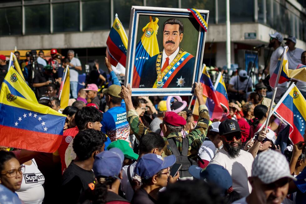 Maduro y el chavismo cierran filas ante la presión de Estados Unidos ...