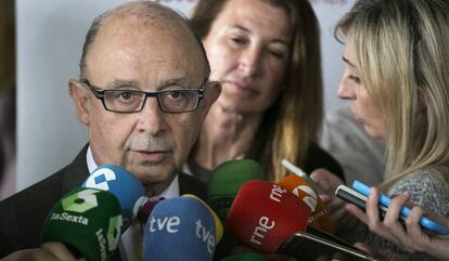 El ministro de Hacienda y Funci&oacute;n P&uacute;blica, Crist&oacute;bal Montoro, este martes.