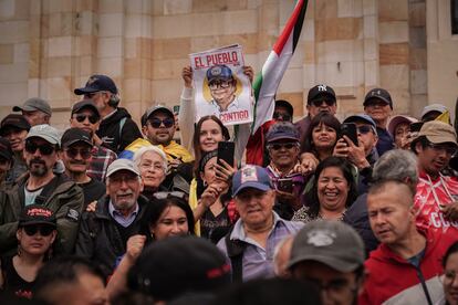 Miles de ciudadanos abarrotaron la Plaza Bolívar en apoyo al presidente Petro. 