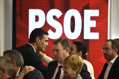 Caretaker PM Pedro Sánchez at an executive committee meeting on Monday.