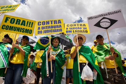 La extrema derecha brasileña vuelve a las calles para pedir un golpe  militar en medio del silencio de Bolsonaro | Internacional | EL PAÍS