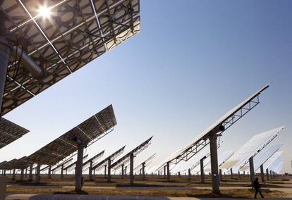 Paneles solares instalados en Sevilla.