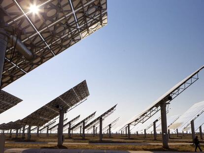 Paneles solares instalados en Sevilla.