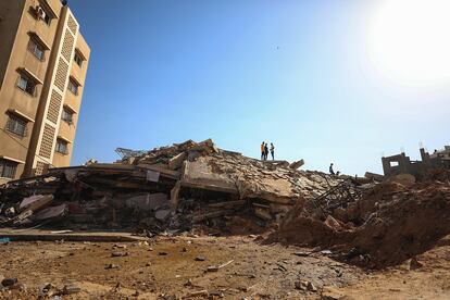 Un edificio destruído en Gaza, este martes.