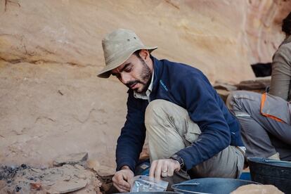 Los arquitectos de la antigua Arabia, , emitido en Discovery Channel