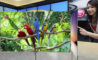 LG ha presentado una televisión con internet, 3D y con una pantalla OLED de 55 pulgadas