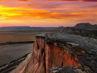 Puesta de sol en las Bardenas Reales. 