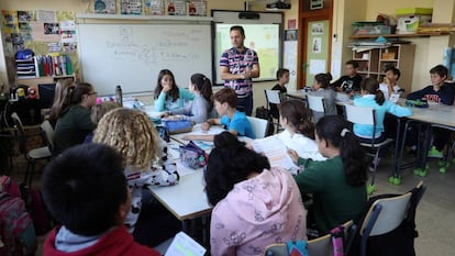 Alumnos en el colegio público Fernando de los Ríos de Las Rozas (Madrid).