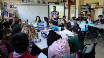 Alumnos en el colegio público Fernando de los Ríos de Las Rozas (Madrid). 