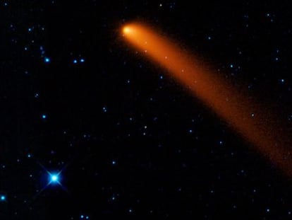 El cometa C/2013 A1 Siding Spring visto por el telescopio espacial &lsquo;Wise&rsquo;, de infrarrojo. 