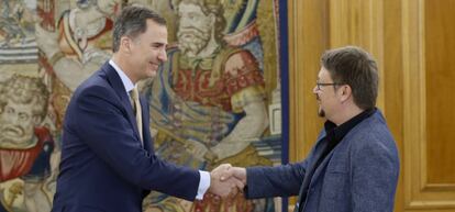 El rey Felipe VI ha recibido hoy en el Palacio de la Zarzuela al portavoz de En Com&uacute;-Podemo, Xavier Dom&egrave;nech, en su tercera y &uacute;ltima ronda de consultas.