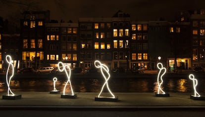 Instalación 'My light is your light' (mi luz es tu luz) del artista Alaa Minawi en Ámsterdam.