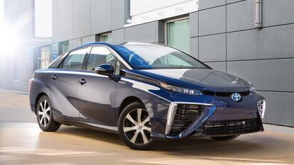 Toyota Mirai impulsado con hidrógeno.