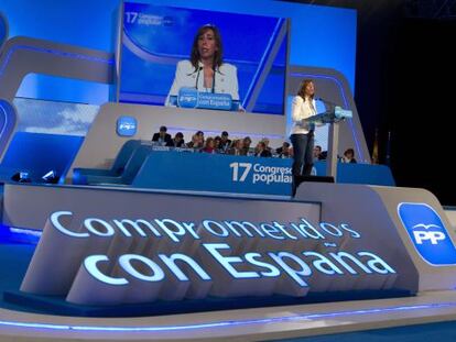 La presidenta del PP catalán, Alícia Sánchez Camacho, durante su intervención en el XVII Congreso del PP.
