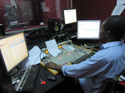Radio Omega, la revolución en directo