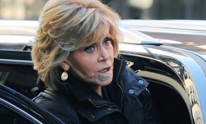 Jane Fonda el pasado 15 de enero en Nueva York con varias tiritas en el labio.