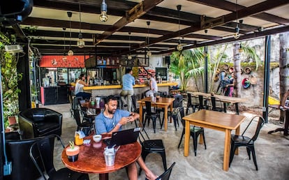 El hostal Selina, situado en el barrio de La California de San José (Costa Rica).